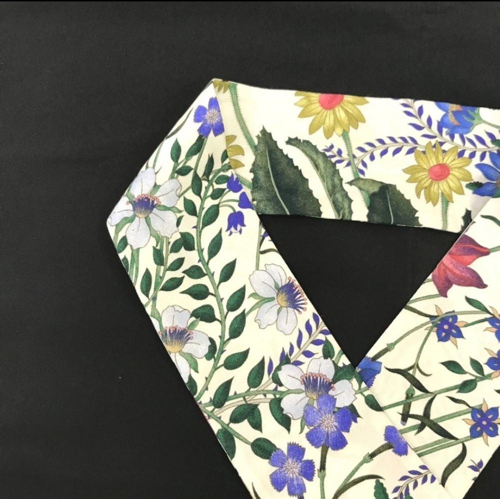 Auth Gucci Floral Silk Twilly/Bandeau - Picture 8 of 8